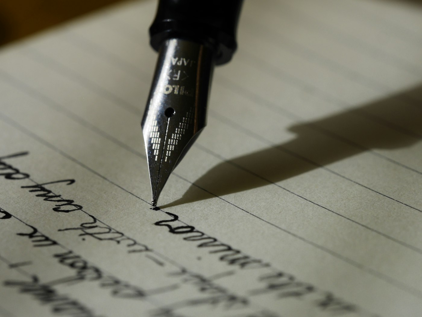 Hand writing notes that can become quiz questions